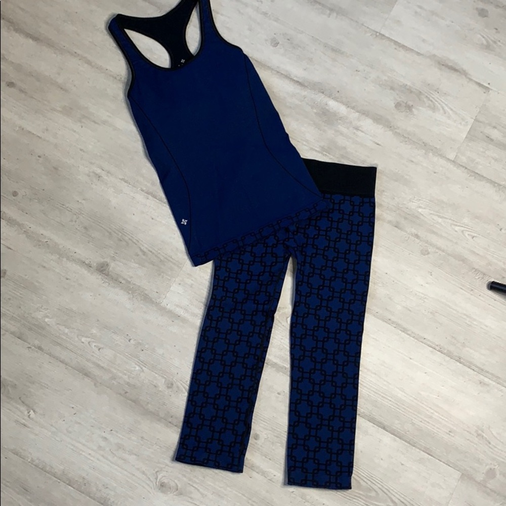 NUX workout outfit